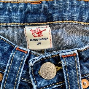 True Religion jeans DAMAGED